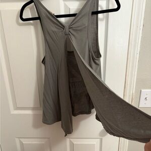 ☀️ Y2K Hollister open back tank perfect for summer ☀️